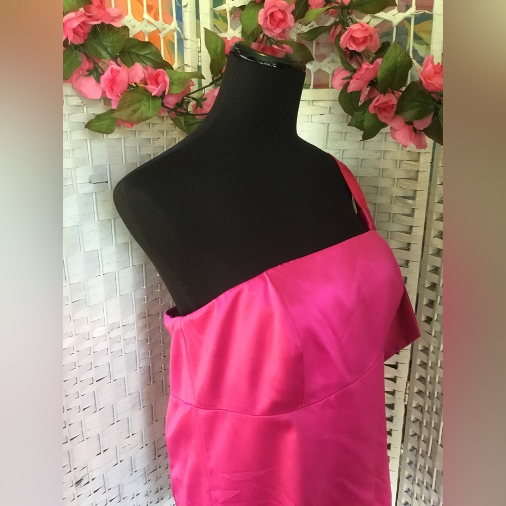💖See New Listing 💖 Ann Taylor Loft Fuchsia Magenta One Shoulder Top 14   NWT - Picture 4 of 9